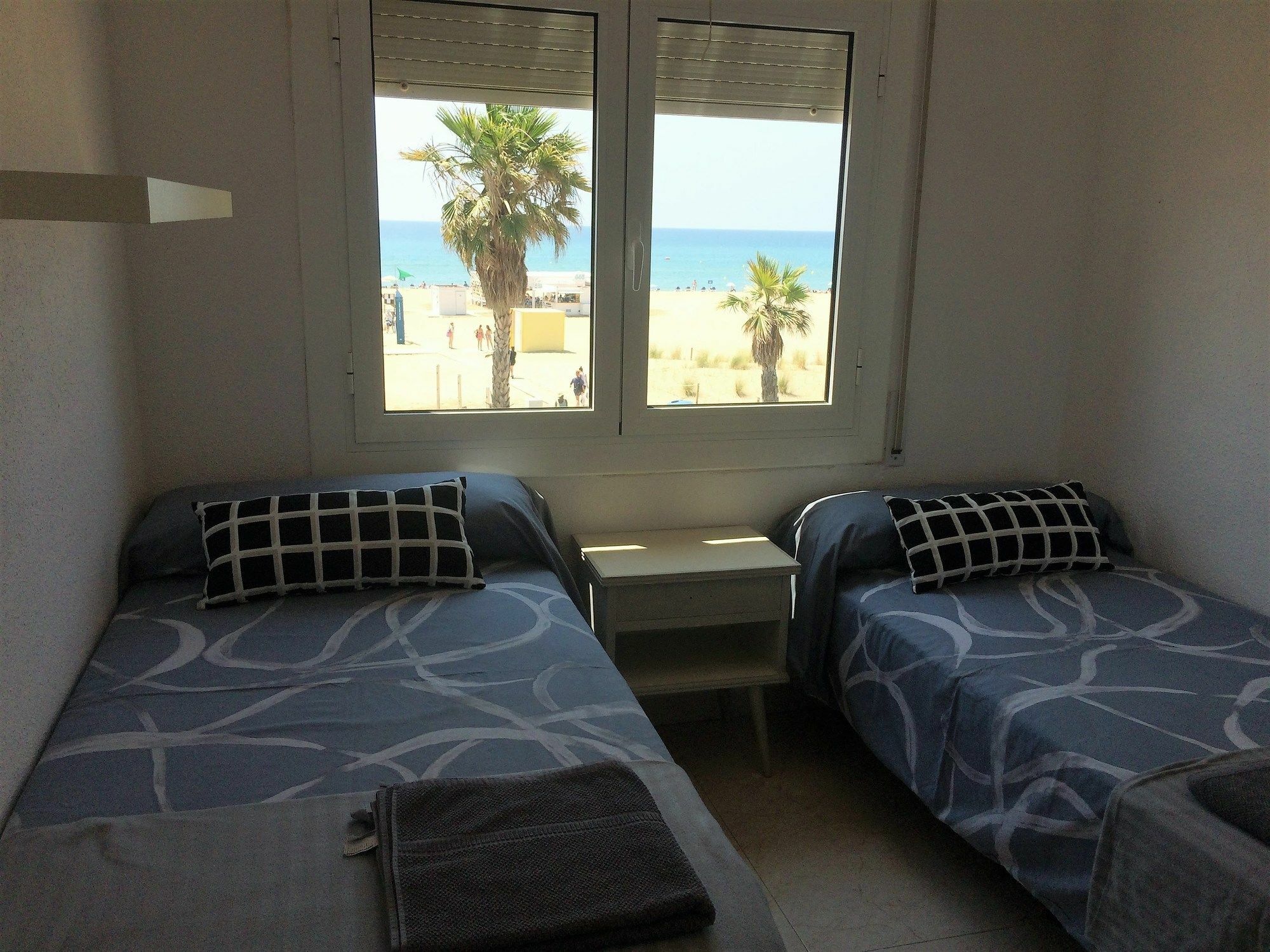 Calaluz Be My Guest Castelldefels Apartman Kültér fotó